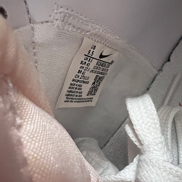BN Nike Blazer Mid '77 Vintage White Black - Size 9.5M - Picture 8 of 11
